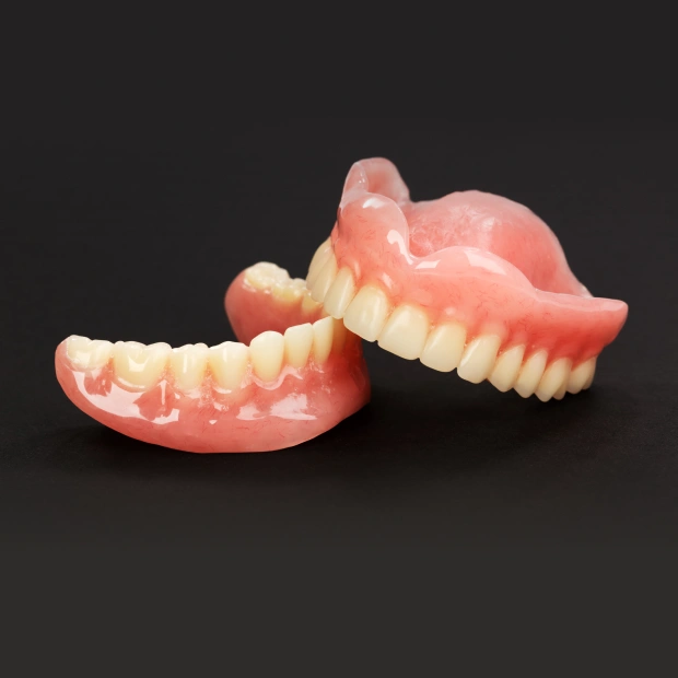 Immediate dentures designed for same-day tooth replacement